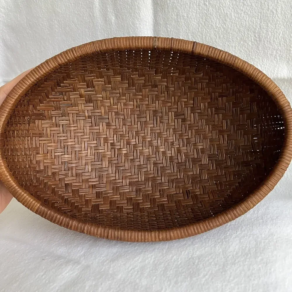Vintage oval wicker rattan woven basket, home decor, fruit basket, decorative.